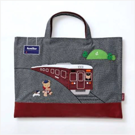 阪急電車×familiarコラボレーショングッズを 12月11日（水）から発売し