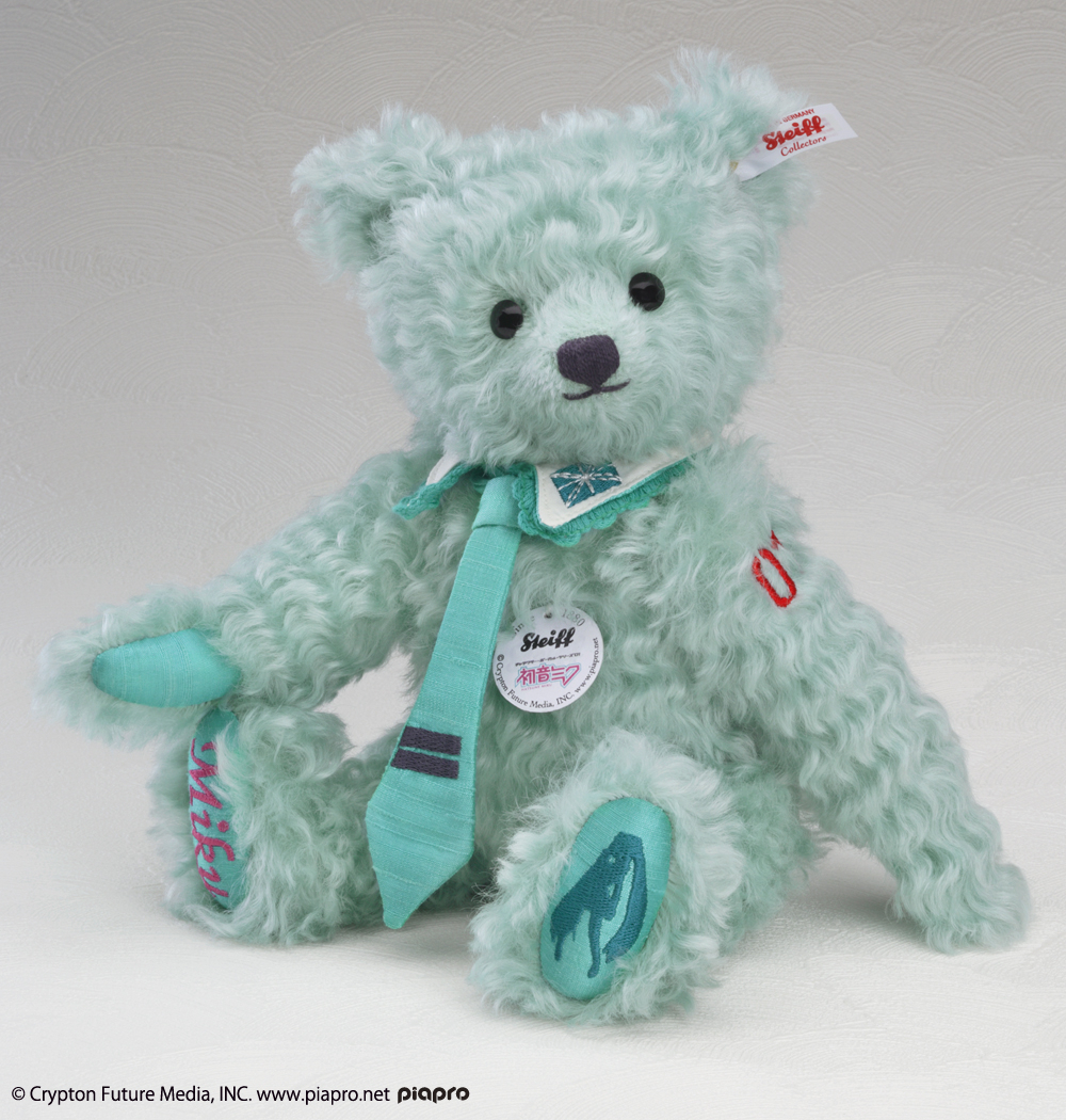 初音ミク」×「シュタイフ」コラボぬいぐるみが登場！ 1,500体限定で3月