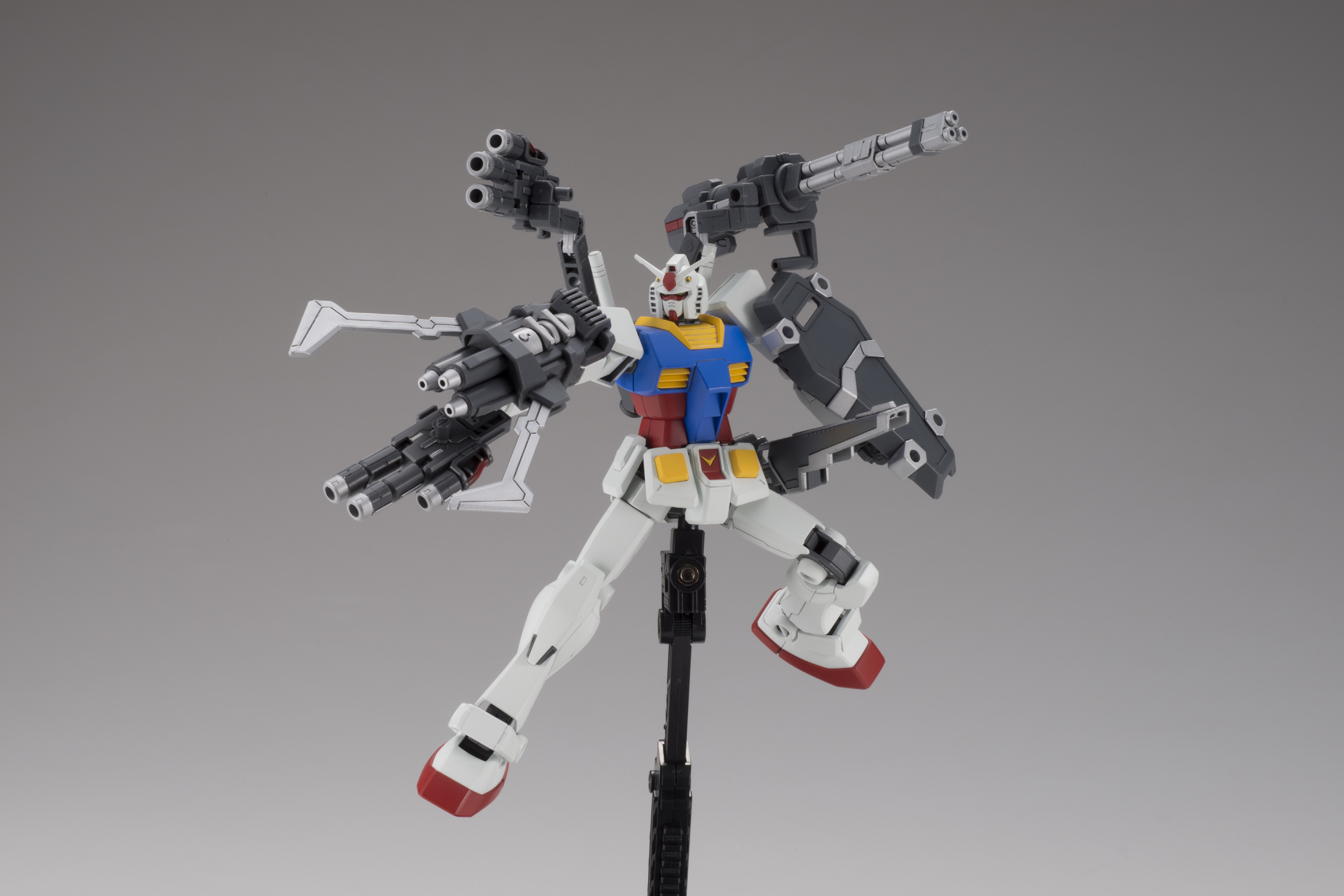 ガンプラを買うとウェポンパーツがもらえる！ 生誕35周年記念