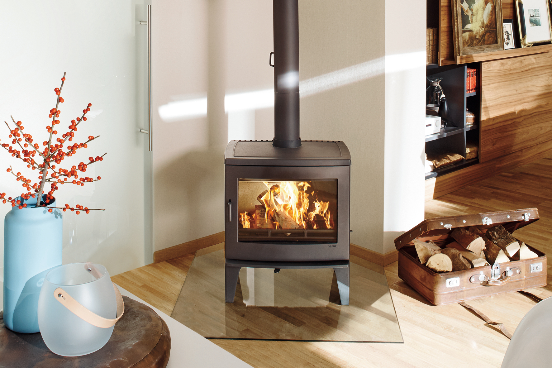 株式会社新宮商行がドイツ鋳物薪ストーブNo.1シェア(※)の ブランド