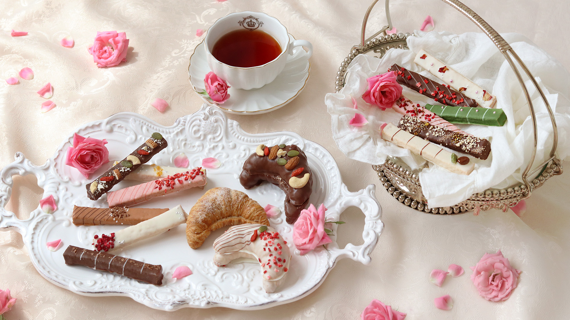 フェーヴ Misaki Takeuchi 月とクロワッサン misaki takeuchi feve 月