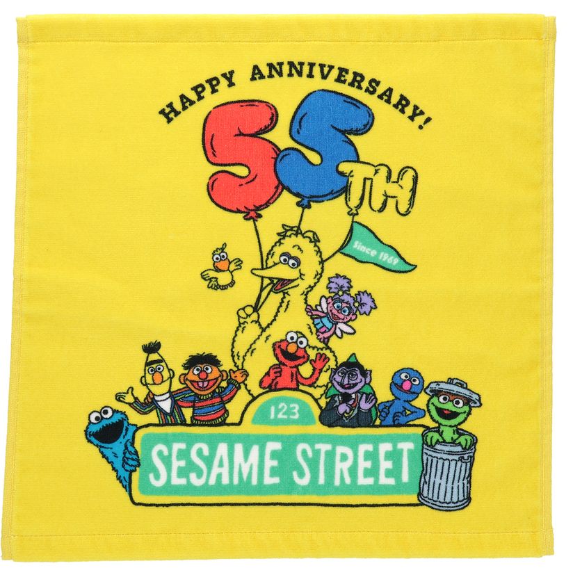 第3弾リリース オリジナル商品も！グッズ情報公開 3/26(火)より開催