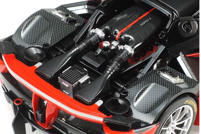 タミヤ、FXX Kの1/24スケールモデルを発売 | AUTOCAR JAPAN