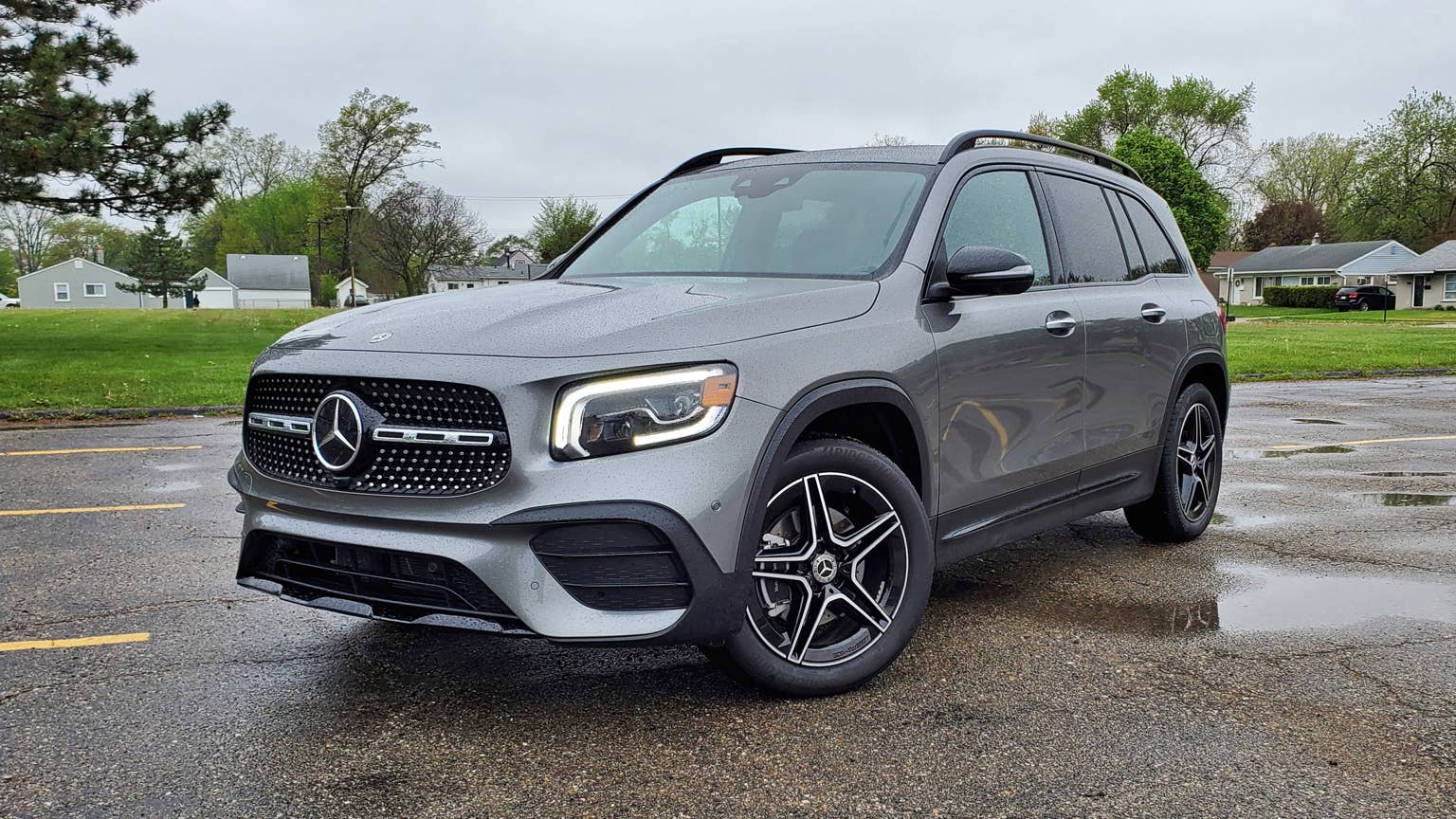2020 Mercedes-Benz GLB 250 AMG Line Design Walkaround - Autoblog