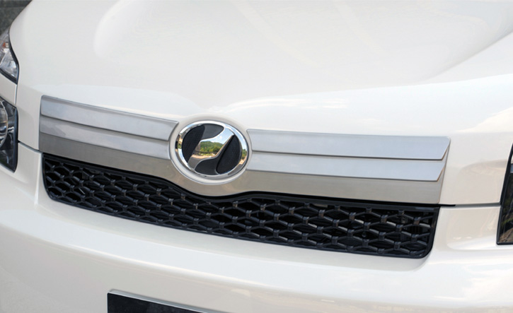 ヴォクシー70系後期(Z・ZSグレード)用ボンネットガーニッシュ LX-MODE