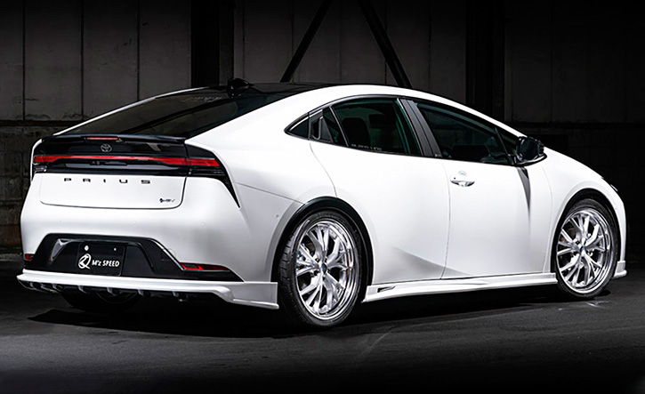 プリウス60系用サイドステップ エクスクルーシブゼウス(GLMRS LINE