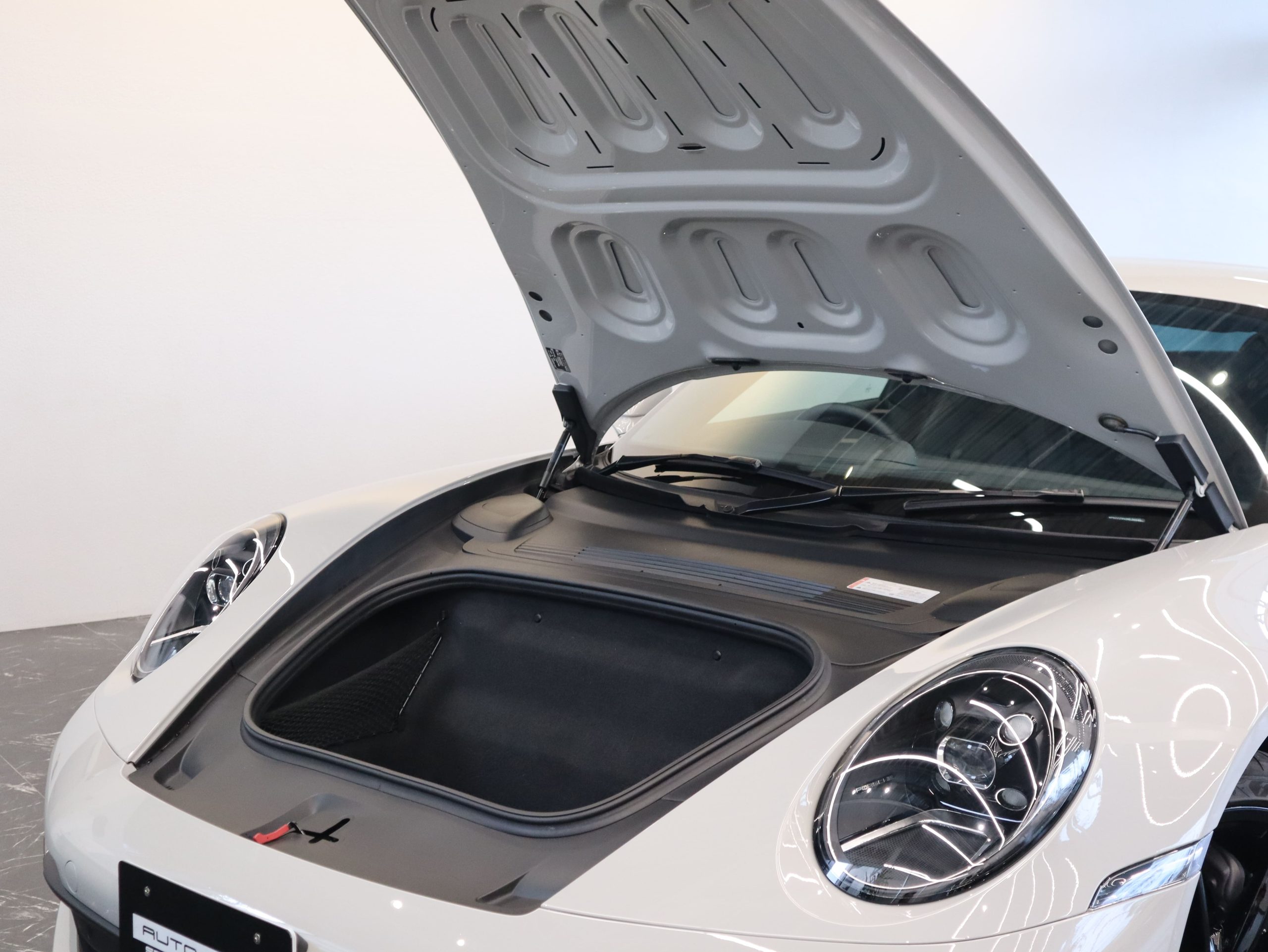 千葉県No.1のポルシェ専門店 AUTOCAFE(オートカフェ)