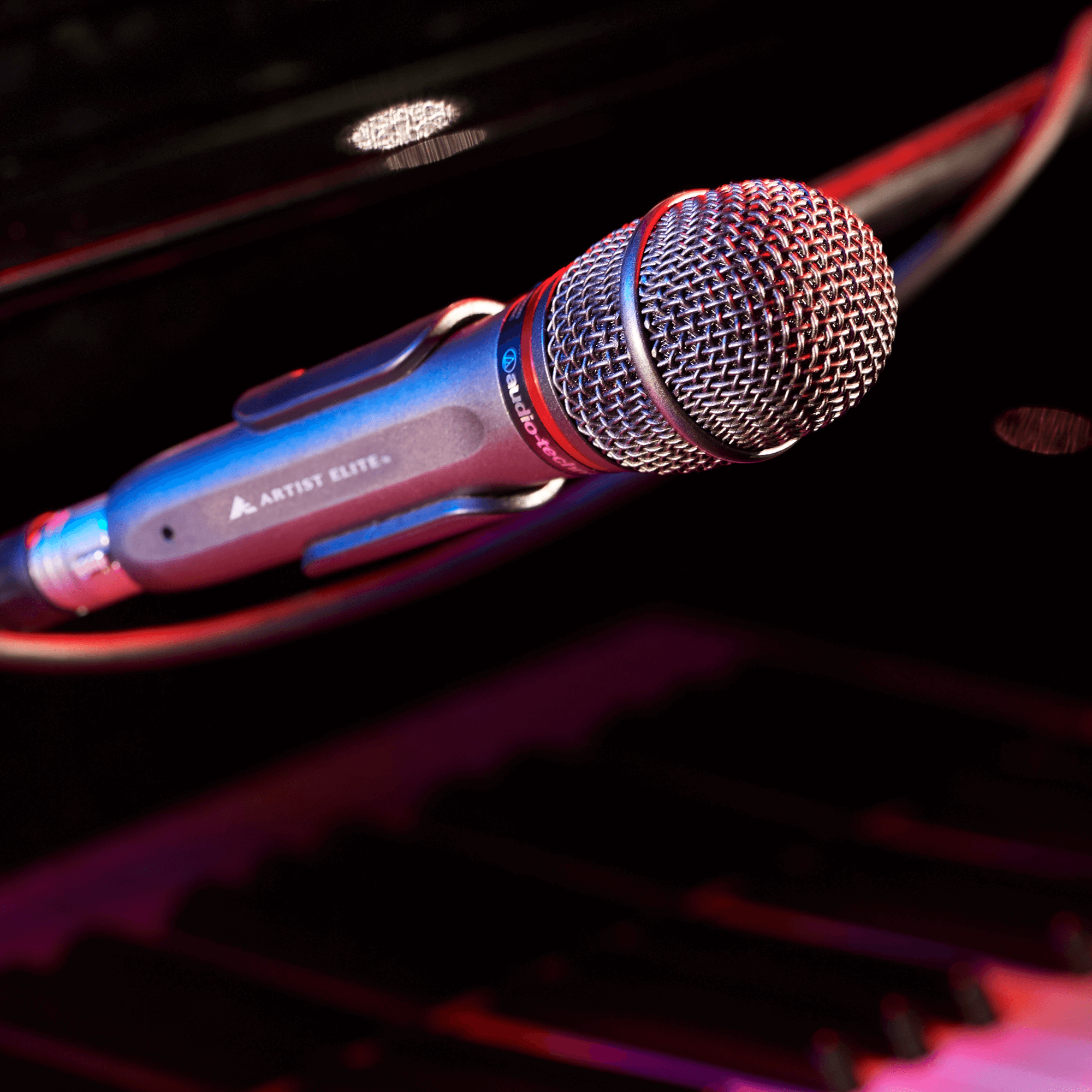 AE4100Cardioid Dynamic Handheld Microphone | Audio-Technica