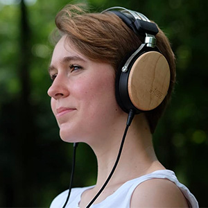 TAGO STUDIO T3-01 Headphones