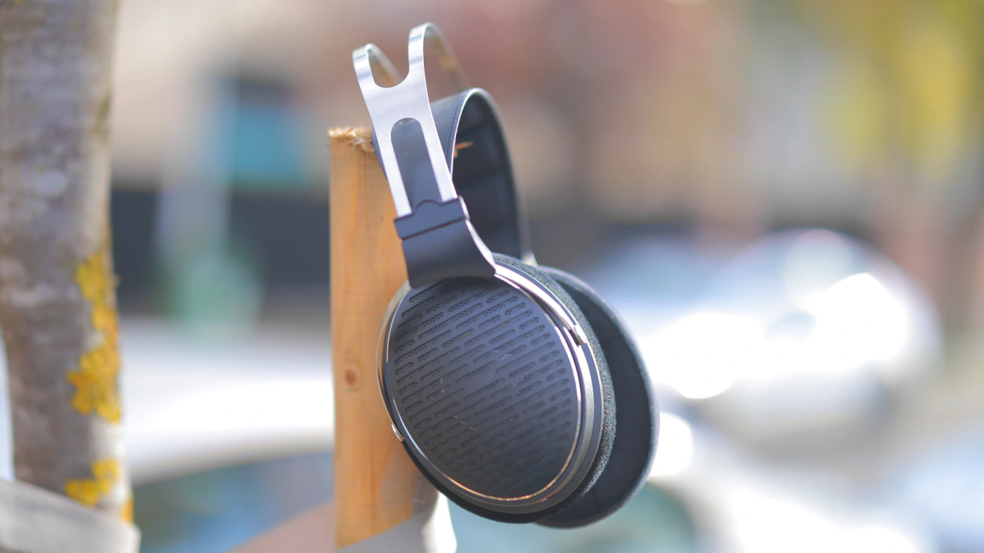 FiiO Jade Audio JT3 Dynamic Headphones Review - Angled Driver