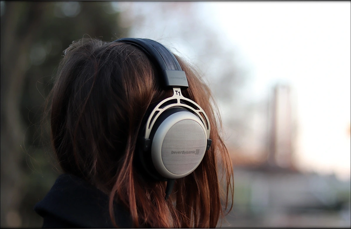 Beyerdynamic T1 1st Generation - Spicy Headphone Experience