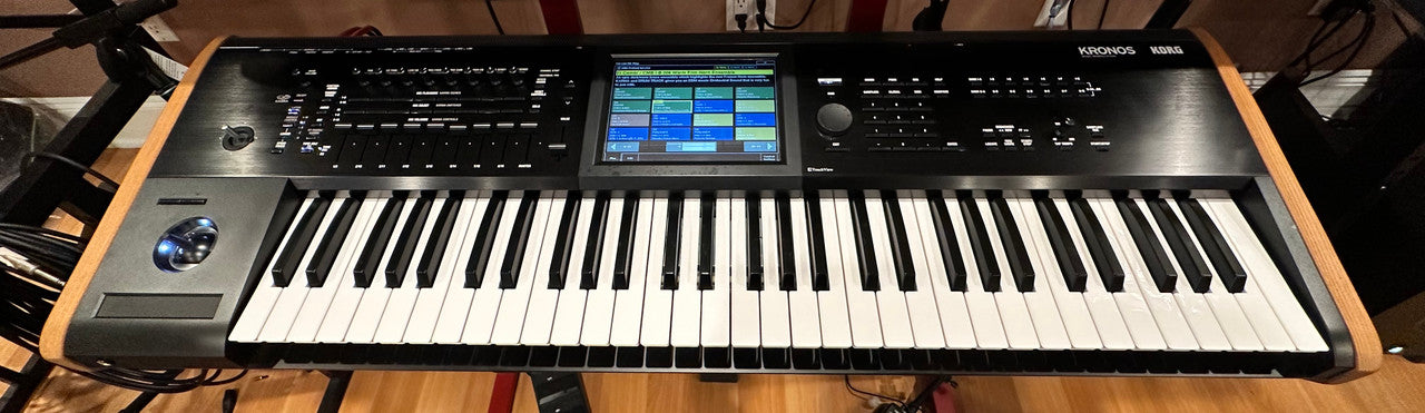 Korg Kronos 2 61 key Sampling workstation synthesizer – AudioProCT