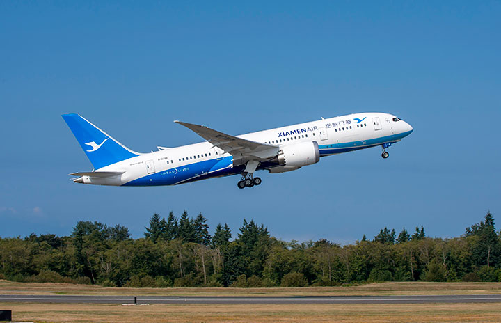 ボーイング、アモイ航空に787-8納入 中国3社目