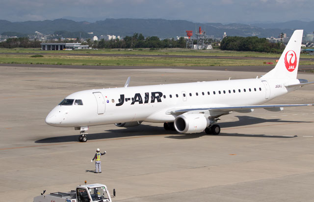 航空機・ヘリコプター TOMOJcwings J-AIR E190 JA241J 1/200 1:400 J