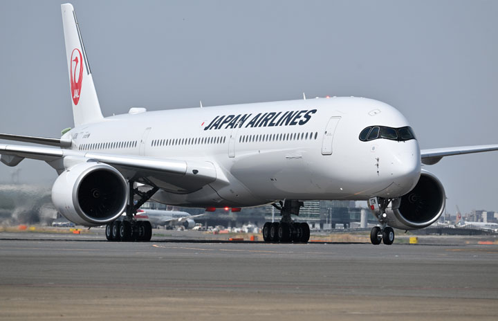 240331_a2111_A350K_jal-720.jpg