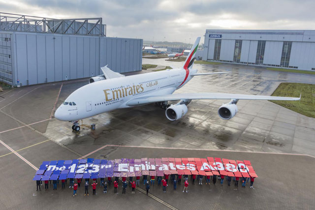 A380最終号機、エミレーツ航空に納入 14年で完納