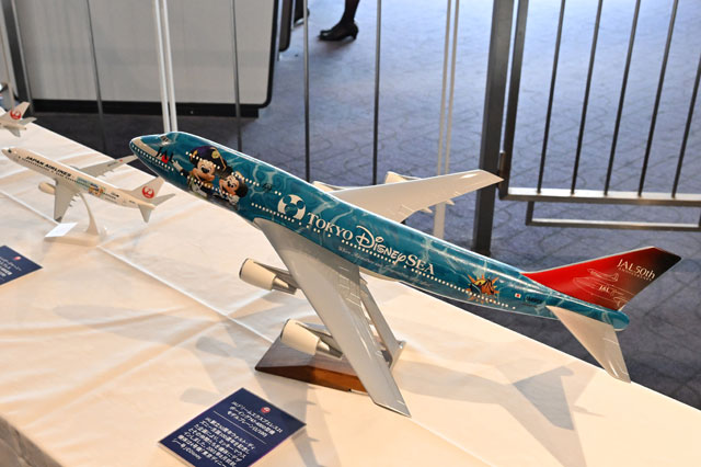 JAL、東京ディズニー40周年塗装機が就航 国内線24年4月まで