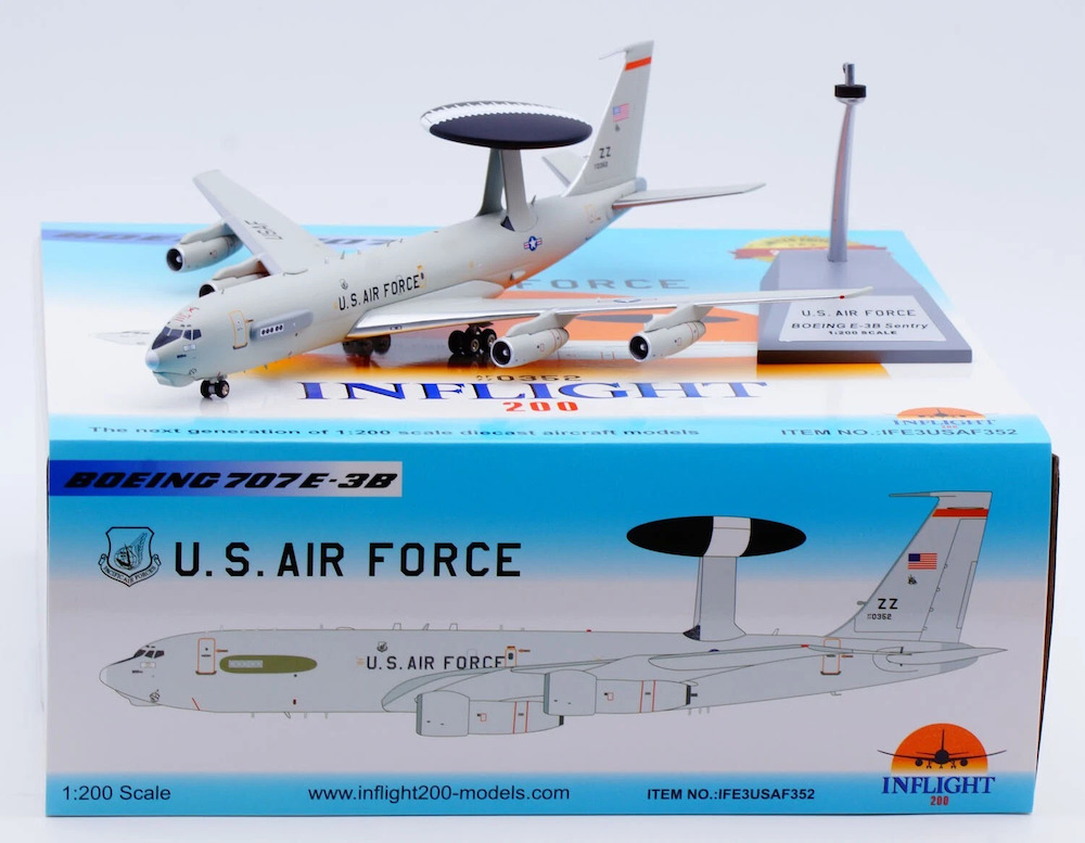 inflight 1/200 アメリカ空軍 E-3B sentry inflight 1/200 アメリカ