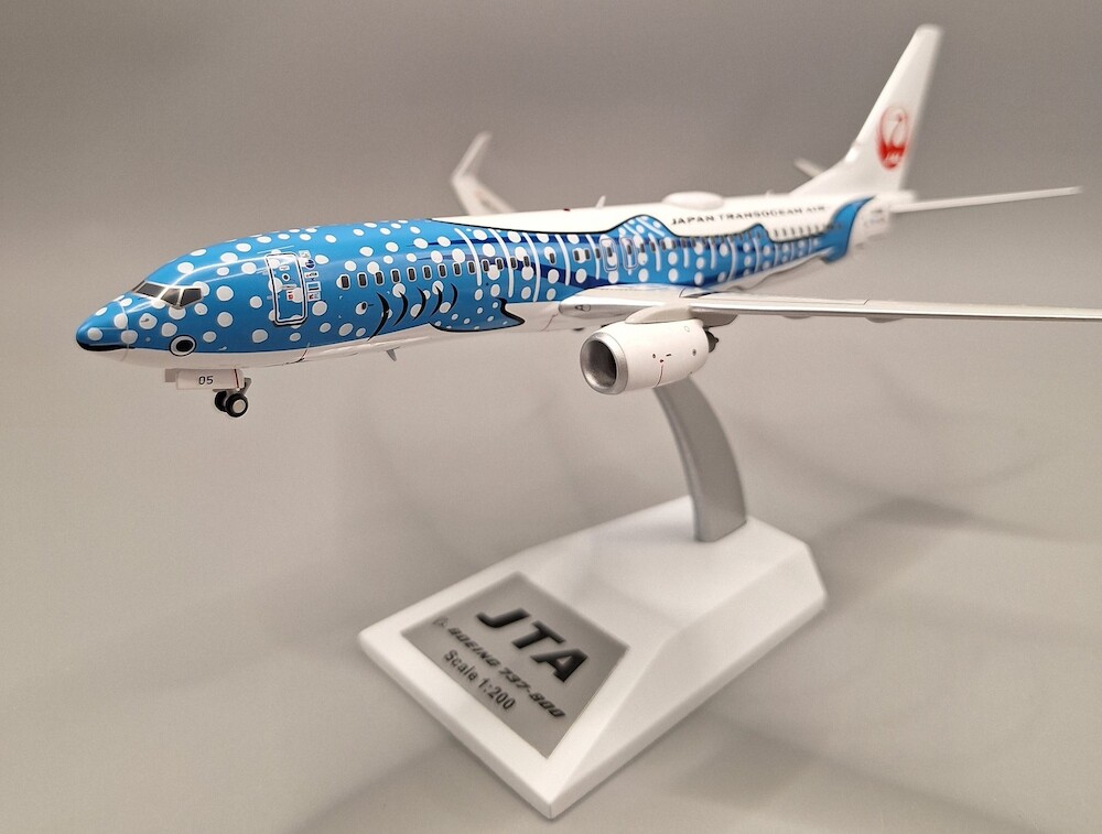 J Fox Models JF-737-8-040 Boeing 737-800 Japan Transocean Air &qu