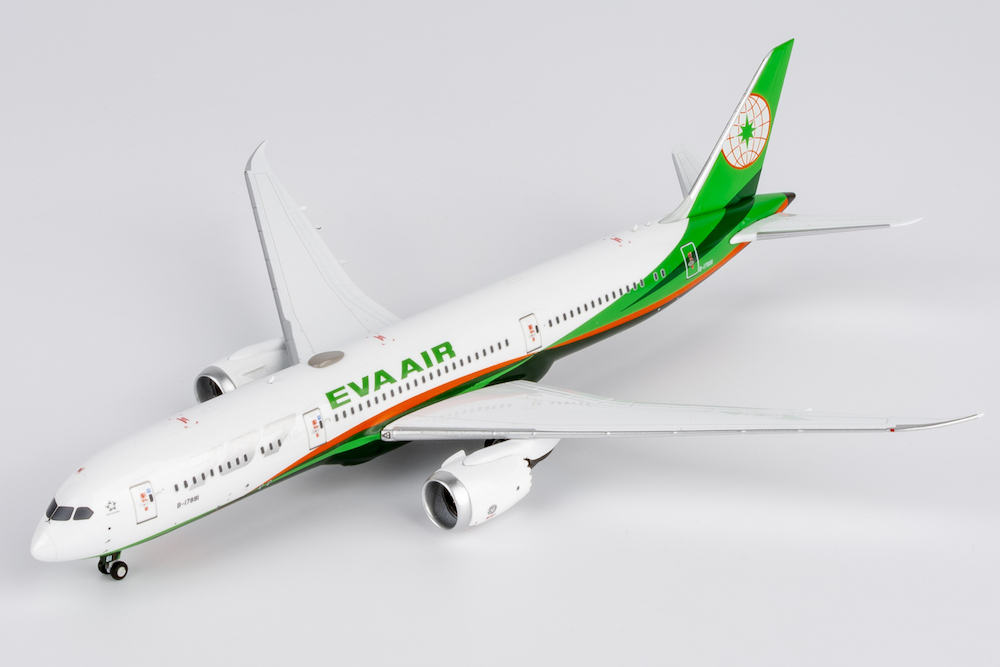 NG Models 55142 Boeing 787-9 Dreamliner Eva Air B-17881