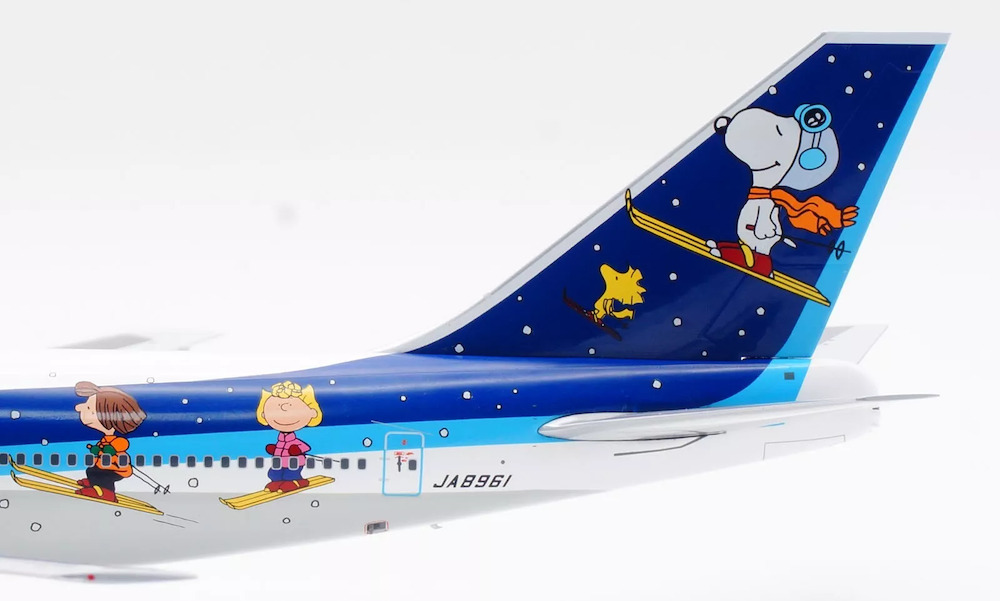 航空機・ヘリコプター ANA B747-400 JA8961 Snoopy 航空機