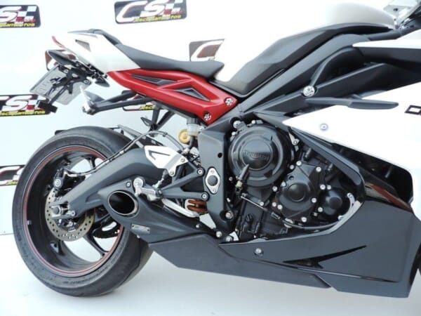 デイトナ675用サイド出しマフラーでパワーアップ&カッコよく！｜AxxL