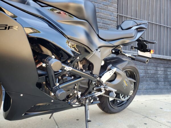 ZX-6R (24-) - 考え抜いた本気モデルスタントケージ｜AxxL