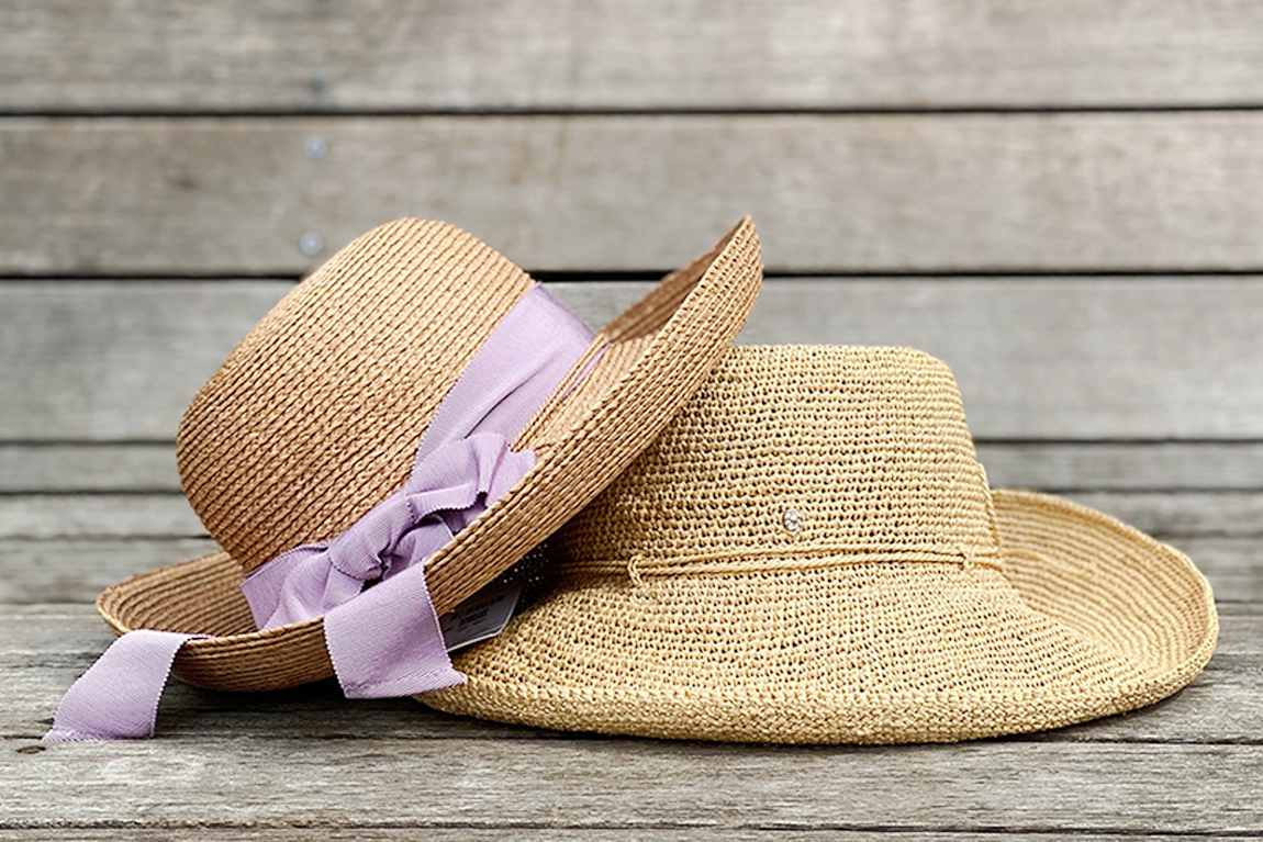 この夏、HELEN KAMINSKI（ヘレンカミンスキー）の“ラフィア”から目が