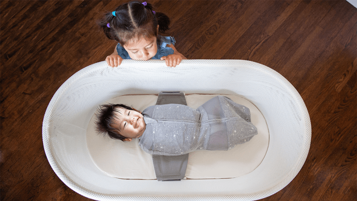 赤ちゃんを眠らせるスマート・ベビーベッド「SNOO」 開発のポイントと