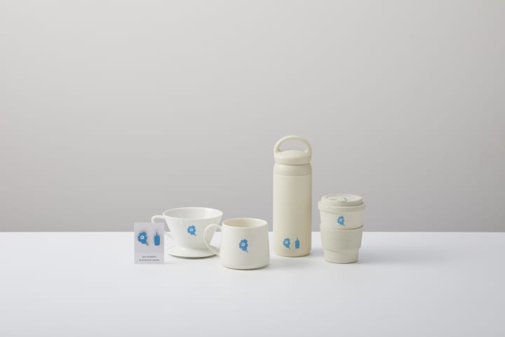 マリメッコ「ウニッコ」60周年を記念した ブルーボトルコーヒーとの