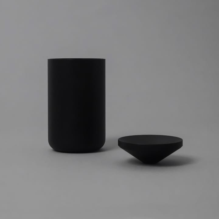 アルミニウムの塊から削り出した 持ち運べるお香立て「BINSCENT