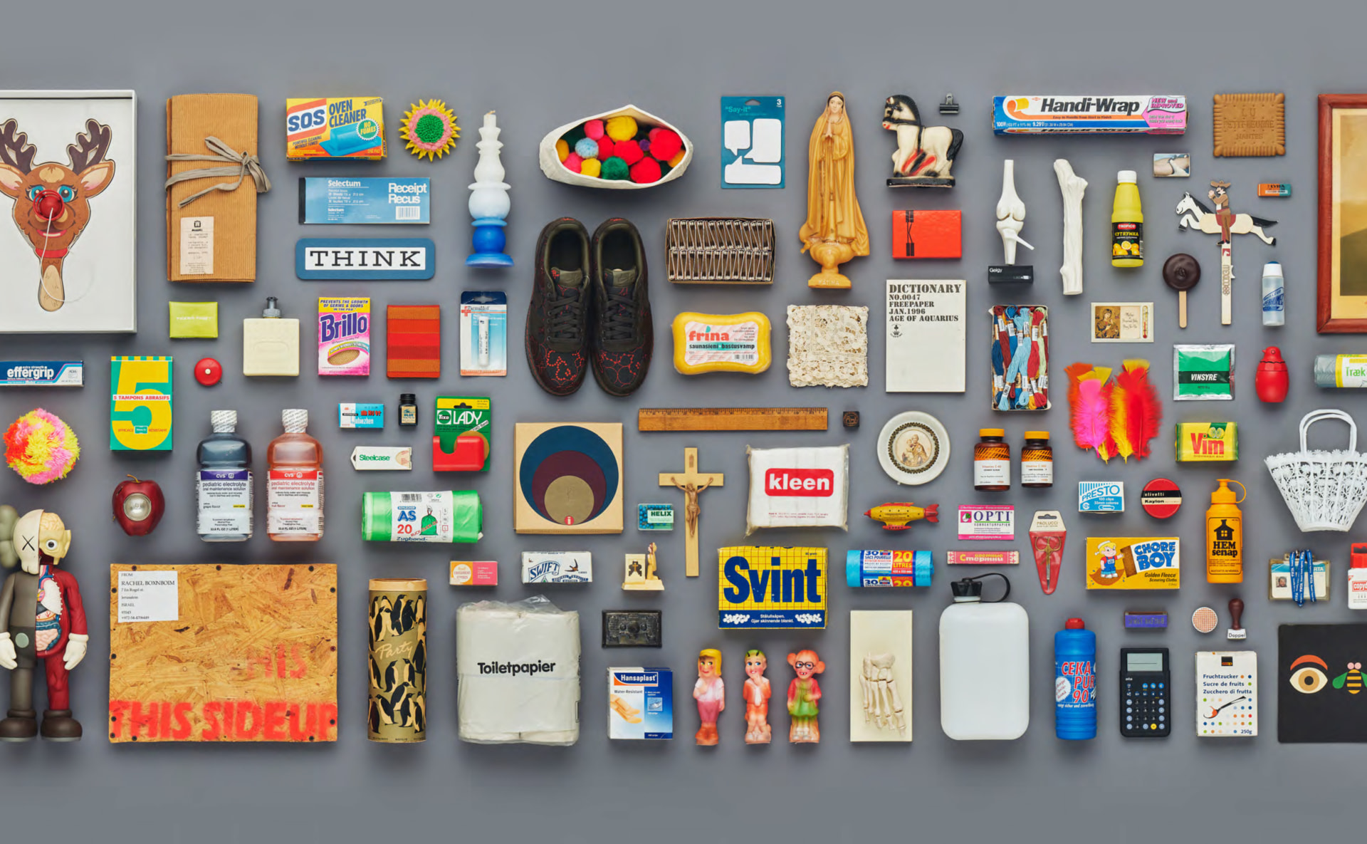 デザインディレクター 柳本浩市 追悼展覧会の記録集が発刊 | AXIS Web