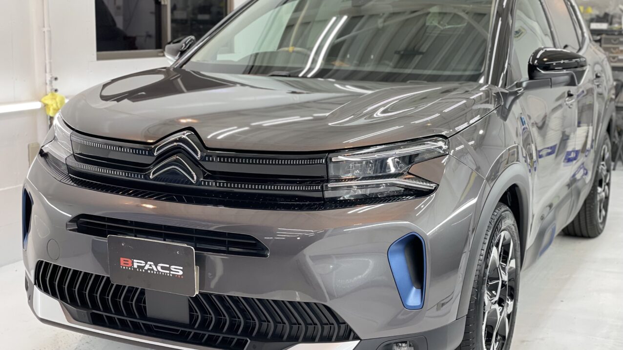 シトロエン「C5エアクロス」コーティング施工 | B-PACS STAFF BLOG