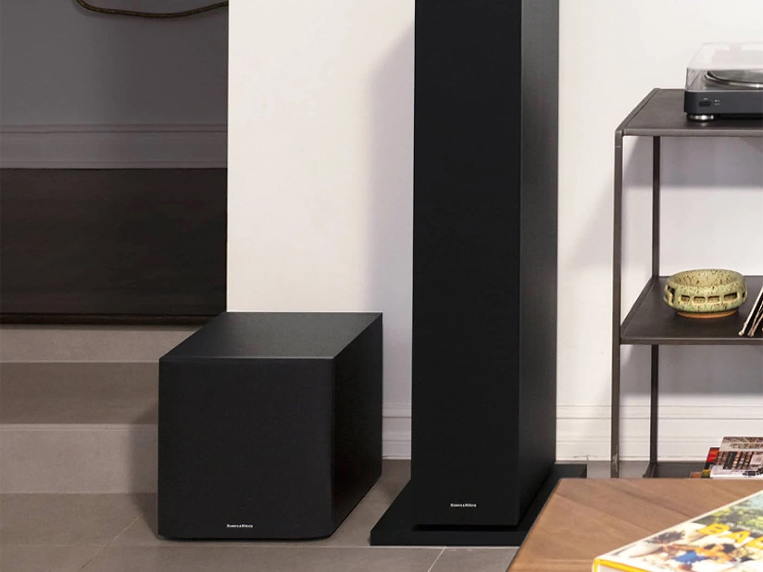 ASW610 - Performance 10-in subwoofer | Bowers & Wilkins - Canada