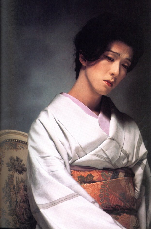 坂東玉三郎 / 著：篠山紀信 構成・装丁：田中一光 | 小宮山書店