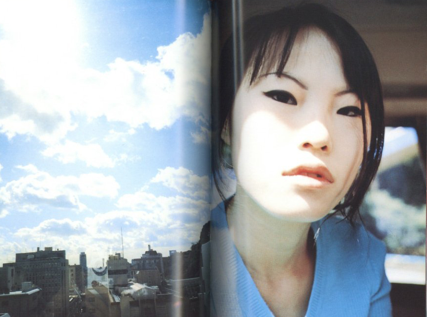 HIROMIX-Girls Blue / 写真：HIROMIX デザイン：大類信 + Fiction,inc