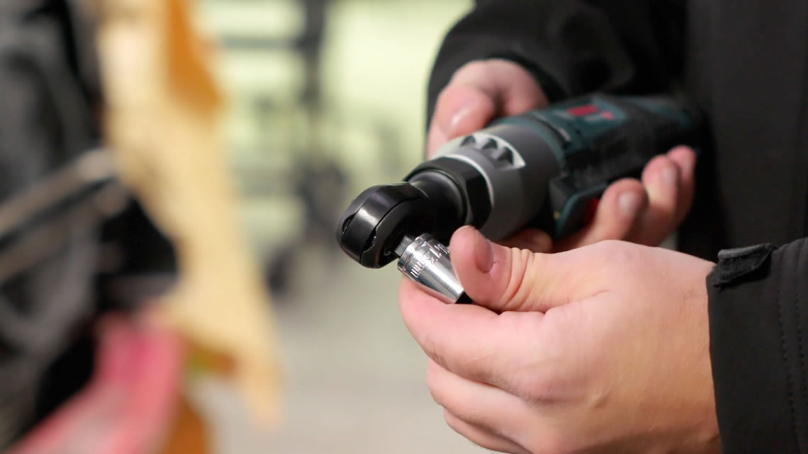 新商品案内：2025年6月2日発売】コンパクトヘッド！ 作業場所を選ば