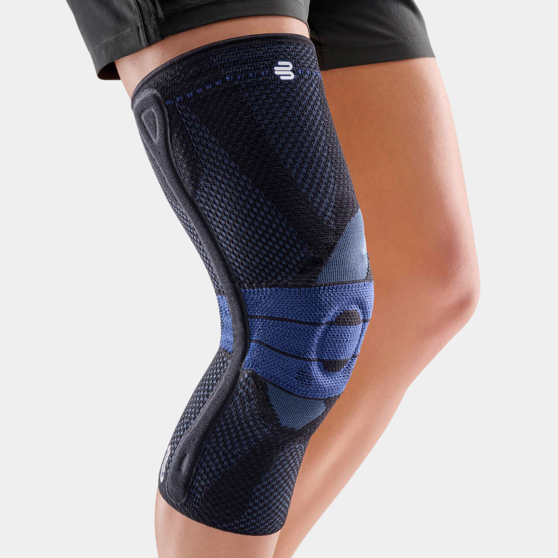 Patella Knee Brace | GenuTrain P3 | Bauerfeind