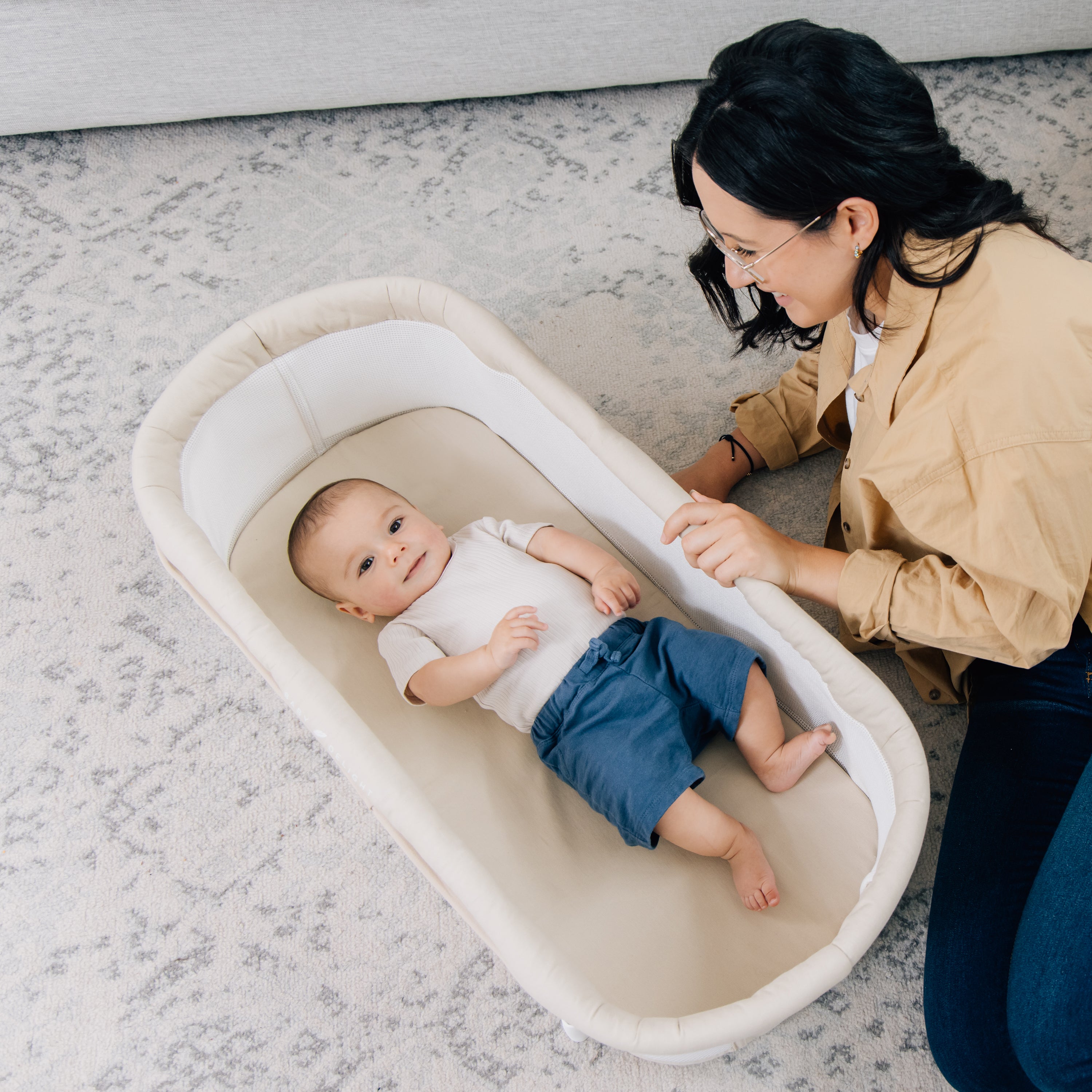 Baby Delight- Snuggle Nest™ Portable Bassinet