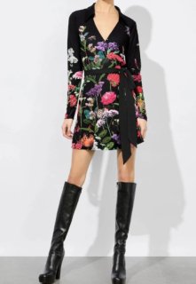 花柄 ミニドレス ブラック｜Alice + Olivia Millicent｜ドラマ使用
