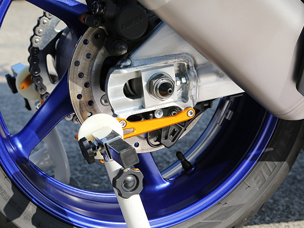 MT10 ('17-) Stand Hooks V Type