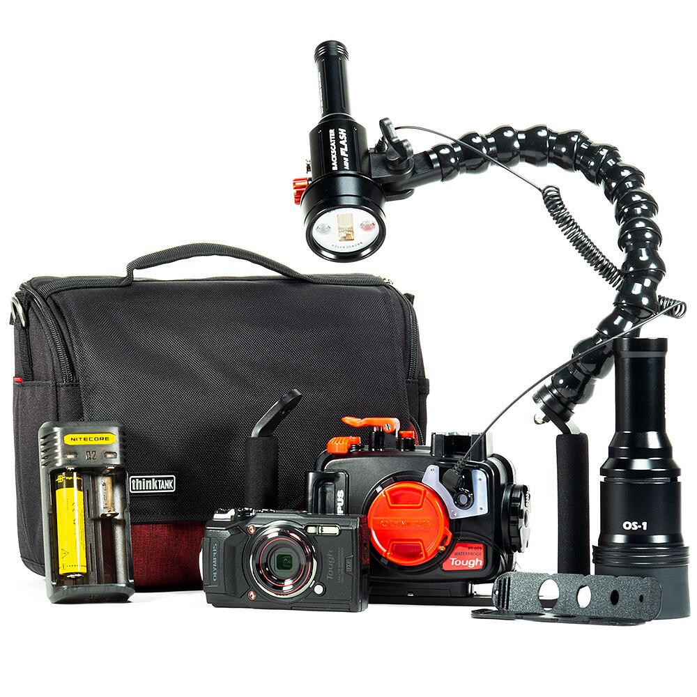 Olympus TG-6, PT-059 Housing & Backscatter Mini Flash MF-1