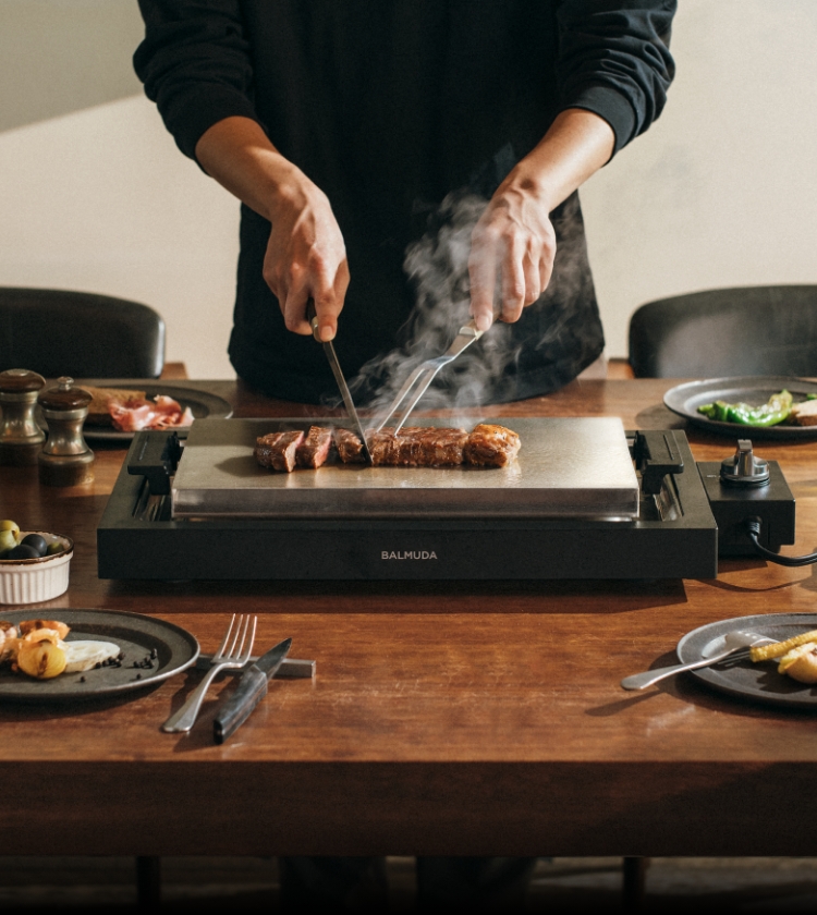 特徴 | BALMUDA The Plate Pro | BALMUDA（バルミューダ）公式サイト