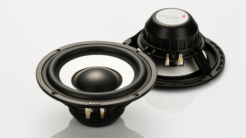 PRODUCTS | BEWITH | 高級カーオーディオメーカーBEWITH－ビーウィズ－