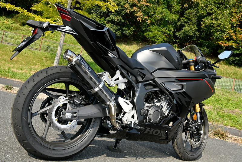 R-EVO カーボン スリップオン：CBR250RR：政府認証 ｜ BEAMS