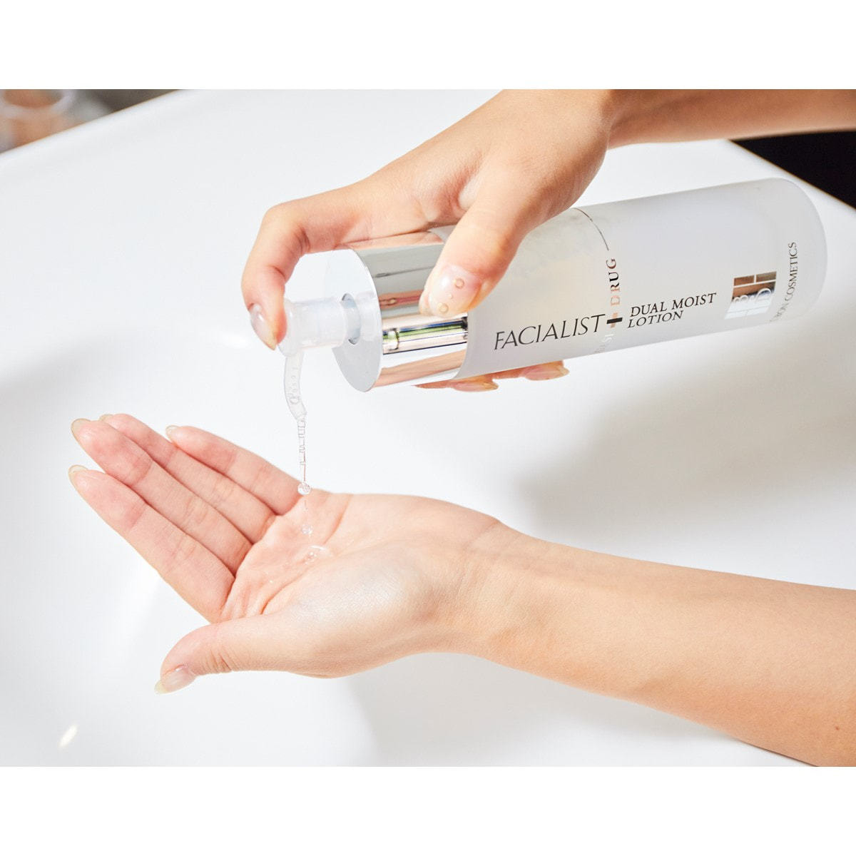 シーボン フェイシャリスト デュアルモイストローションQ 120ml【医薬
