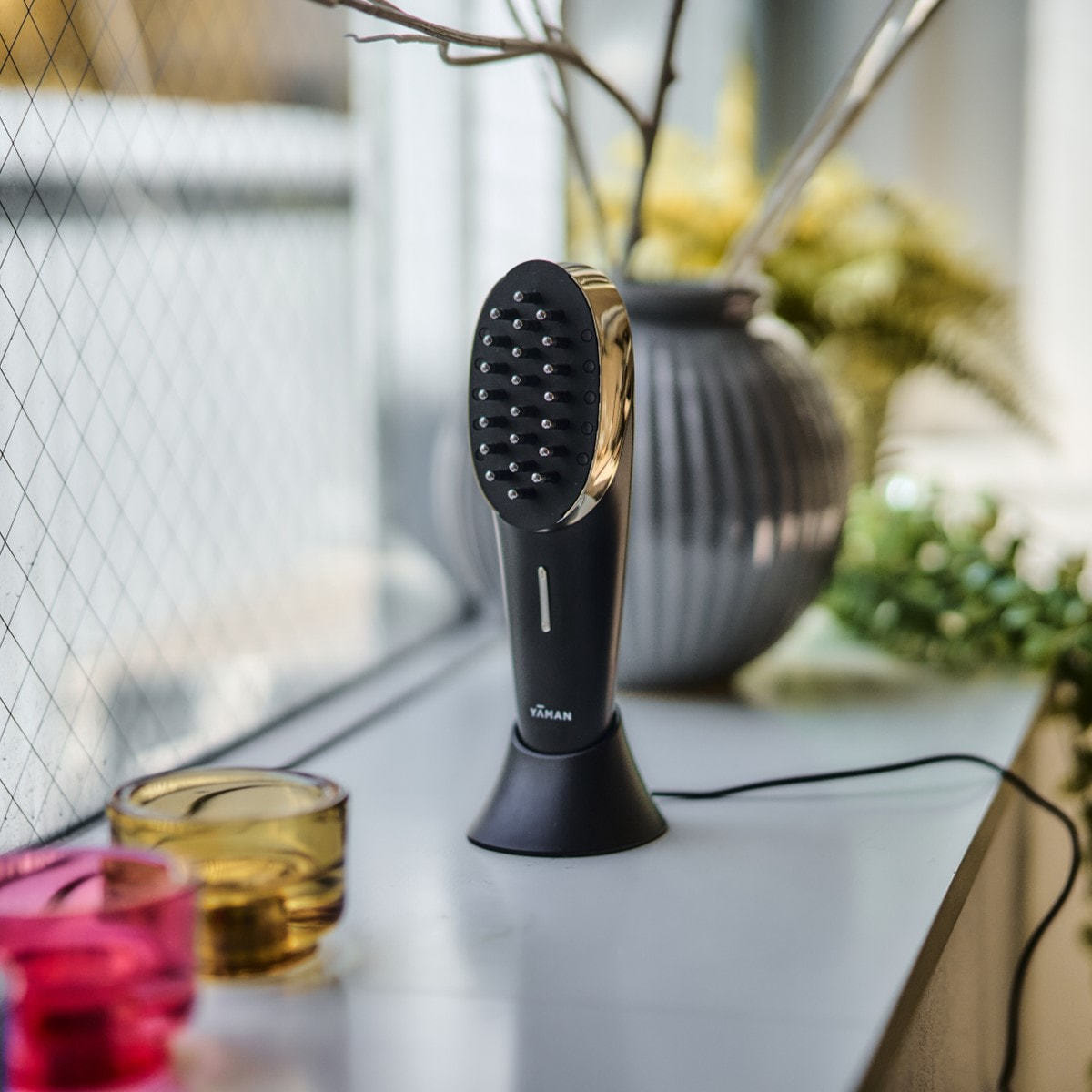 美品】YAMAN ヴェーダ スカルプブラシ PSM-110B 【公式通販】