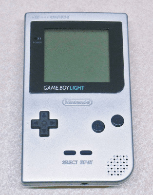 ゲームボーイ『ゲームボーイライト（シルバー・ゴールド）』 | BEEP