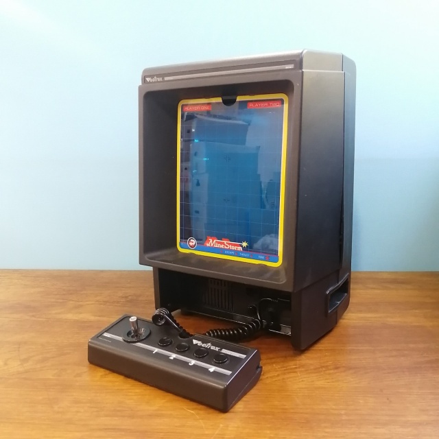 出張買取】マニアには「光速船」として知られるGCE社の「Vectrex」を