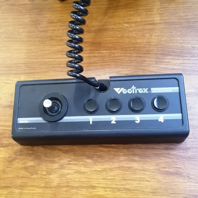 出張買取】マニアには「光速船」として知られるGCE社の「Vectrex」を